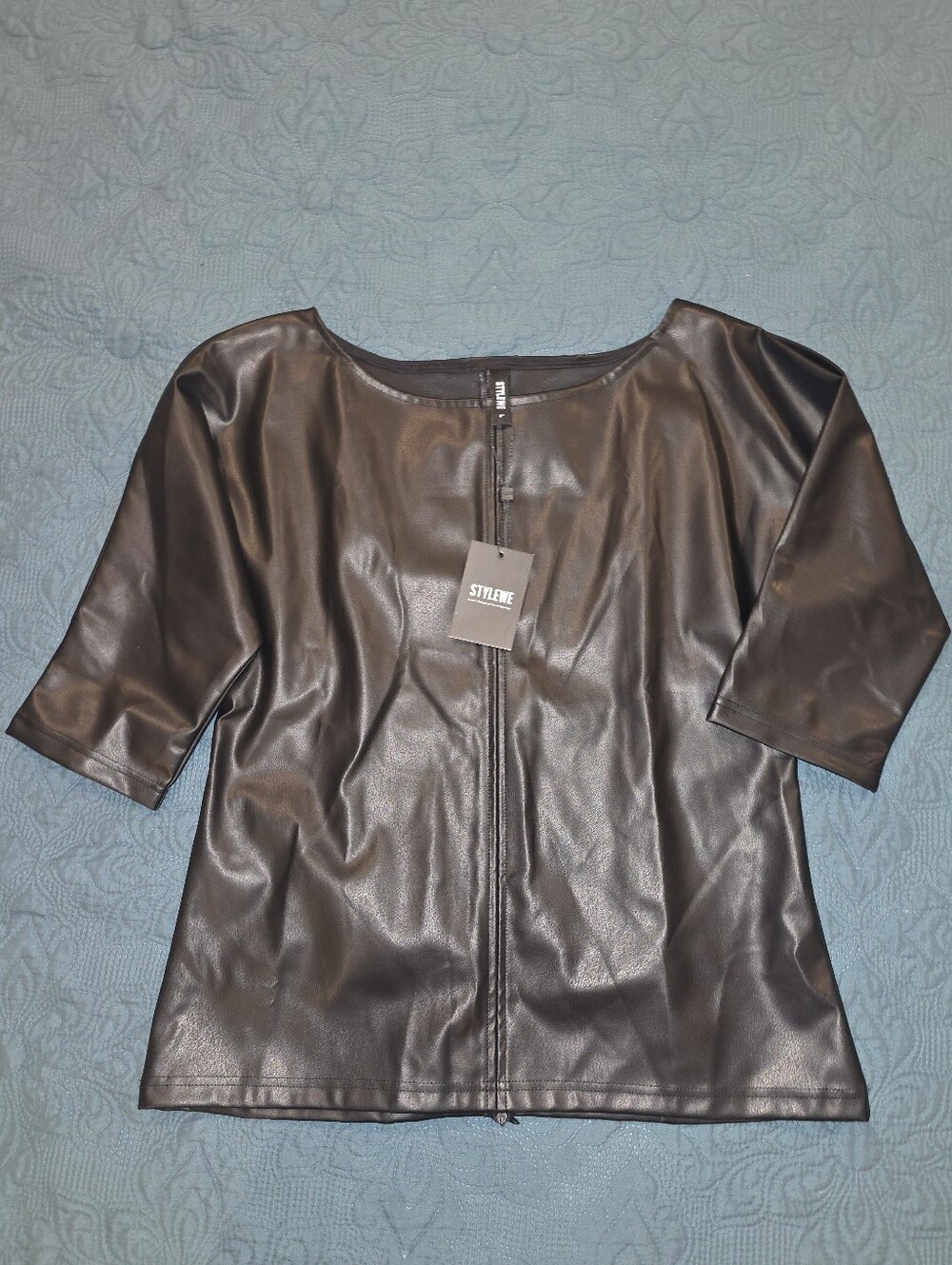 NWT STYLEWE Black Faux Leather Top Boat Neck 3/4 Sleeve Center Seam Women's L
